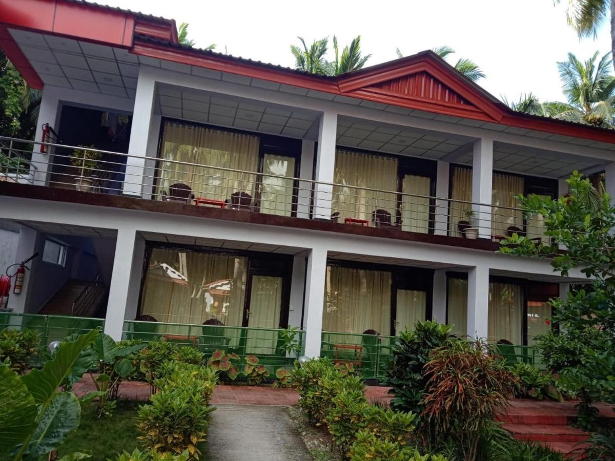 Coconhuts Beach Resort Lakshmanpur Екстер'єр фото